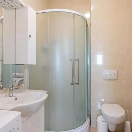 Simplistic In Nevidane Near The Sea Apartment *