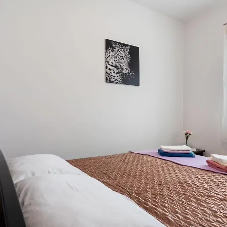 Simplistic In Nevidane Near The Sea *