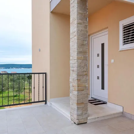 Simplistic In Nevidane Near The Sea